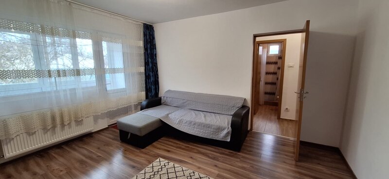 Drumul Taberei, Mall Plaza, et 1/10, cf1, dec, 52 mp,mobilat,utilat,modern