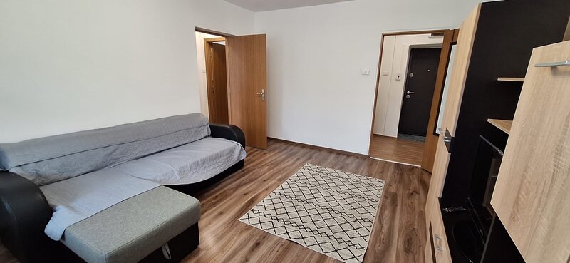 Drumul Taberei, Mall Plaza, et 1/10, cf1, dec, 52 mp,mobilat,utilat,modern